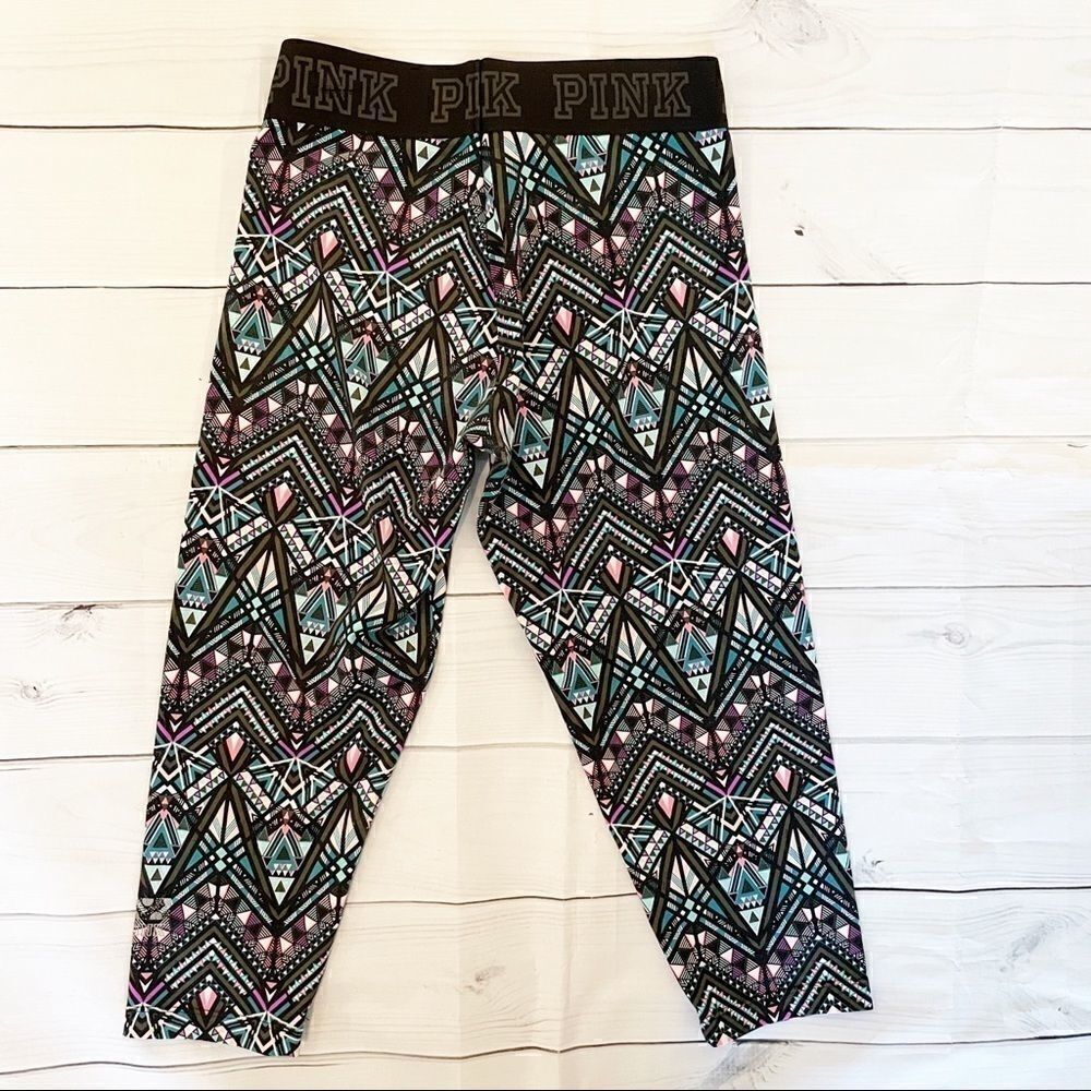 VS PINK Aztec Cropped Ultimate leggings -Size XS